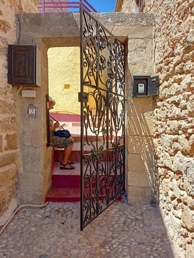 A Medieval Windmill Tower With Magnificent View Rhodes City Esterno foto